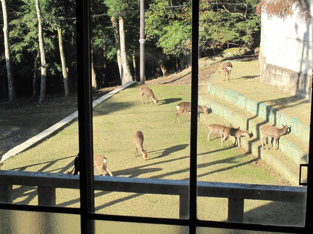 The Deer Park Inn Нара Екстериор снимка