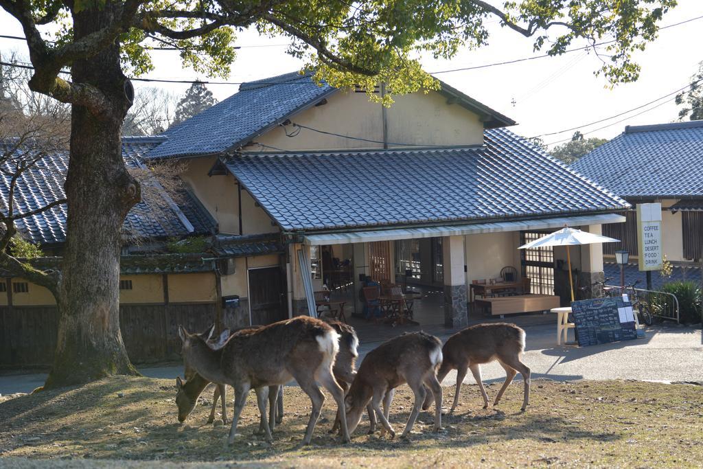 The Deer Park Inn Нара Екстериор снимка