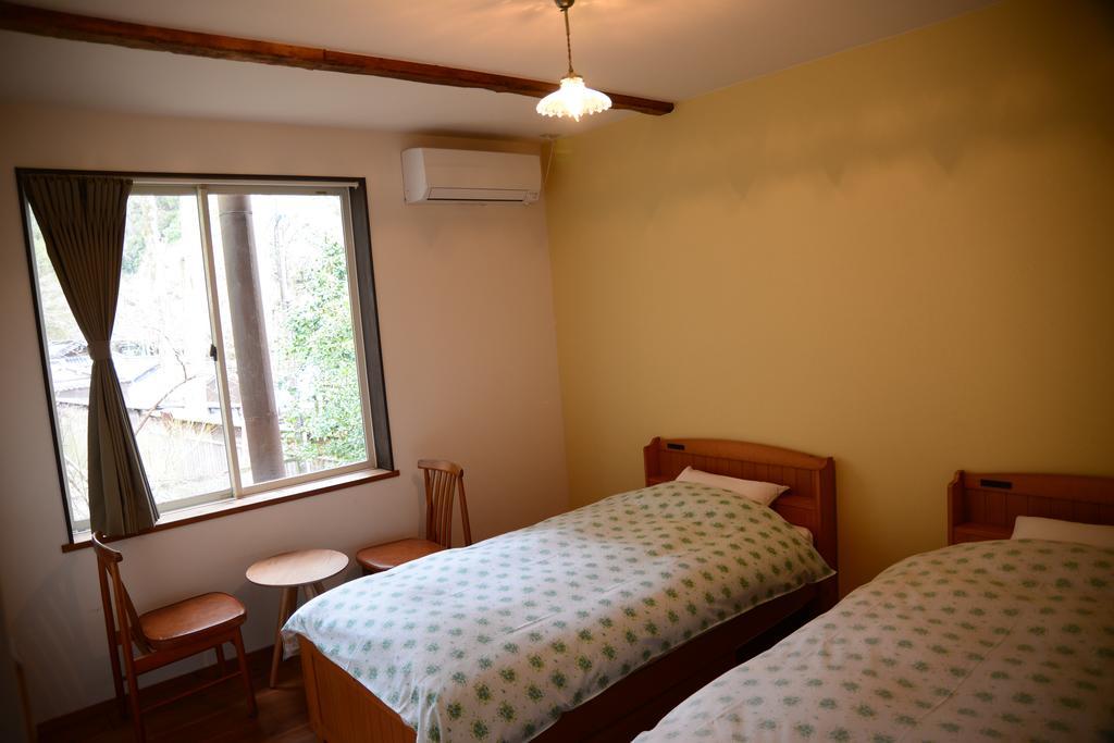 The Deer Park Inn Нара Екстериор снимка