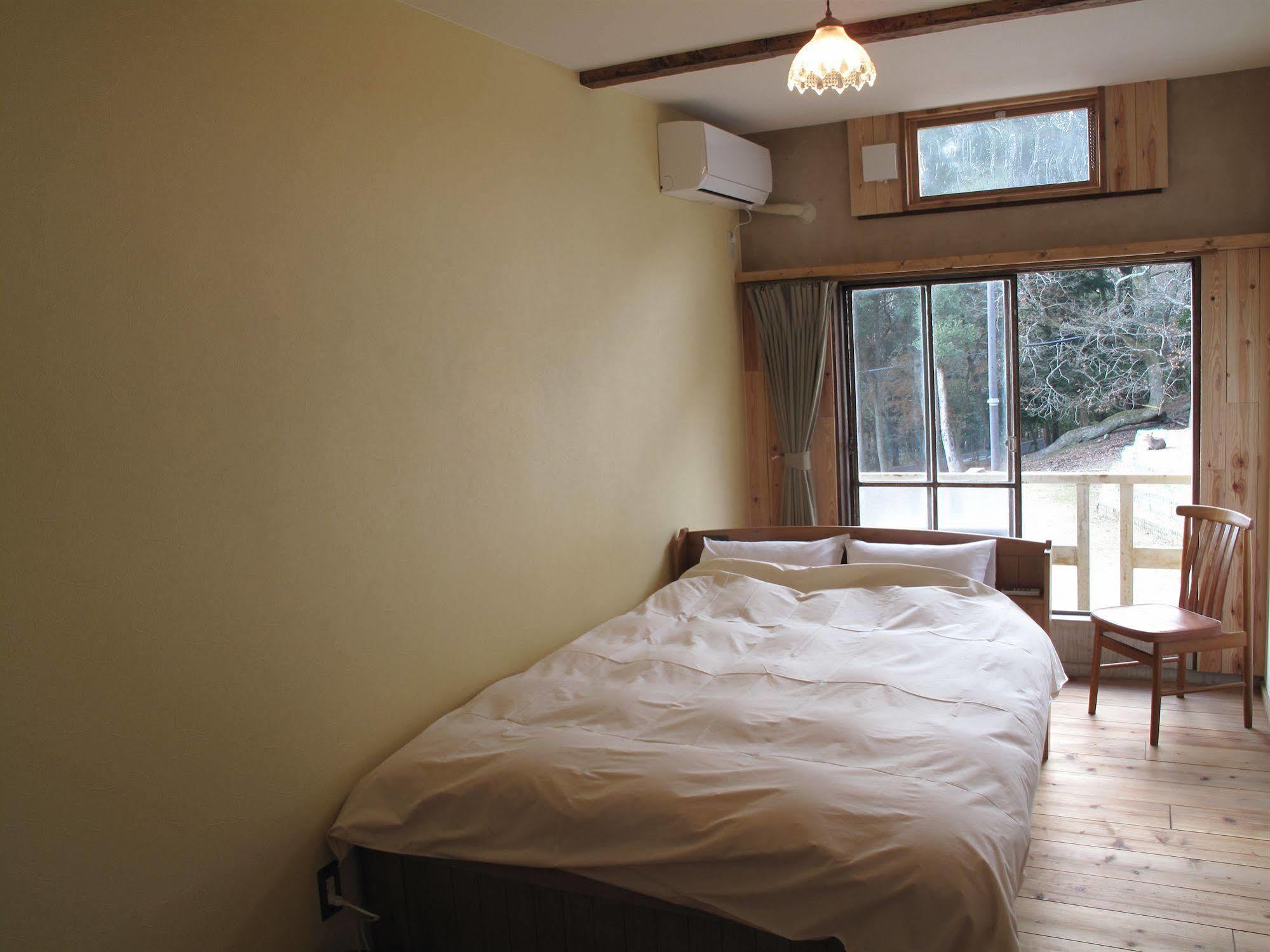 The Deer Park Inn Нара Екстериор снимка